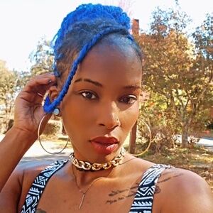 Meet your Posher, Empress!!